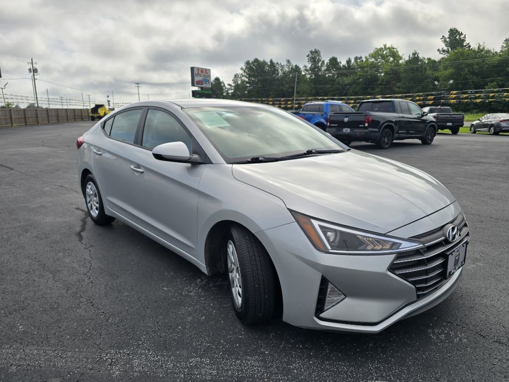 Used 2019 Hyundai Elantra SE image 4