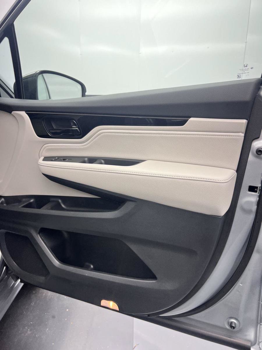 New 2027 Honda Odyssey Elite image 30