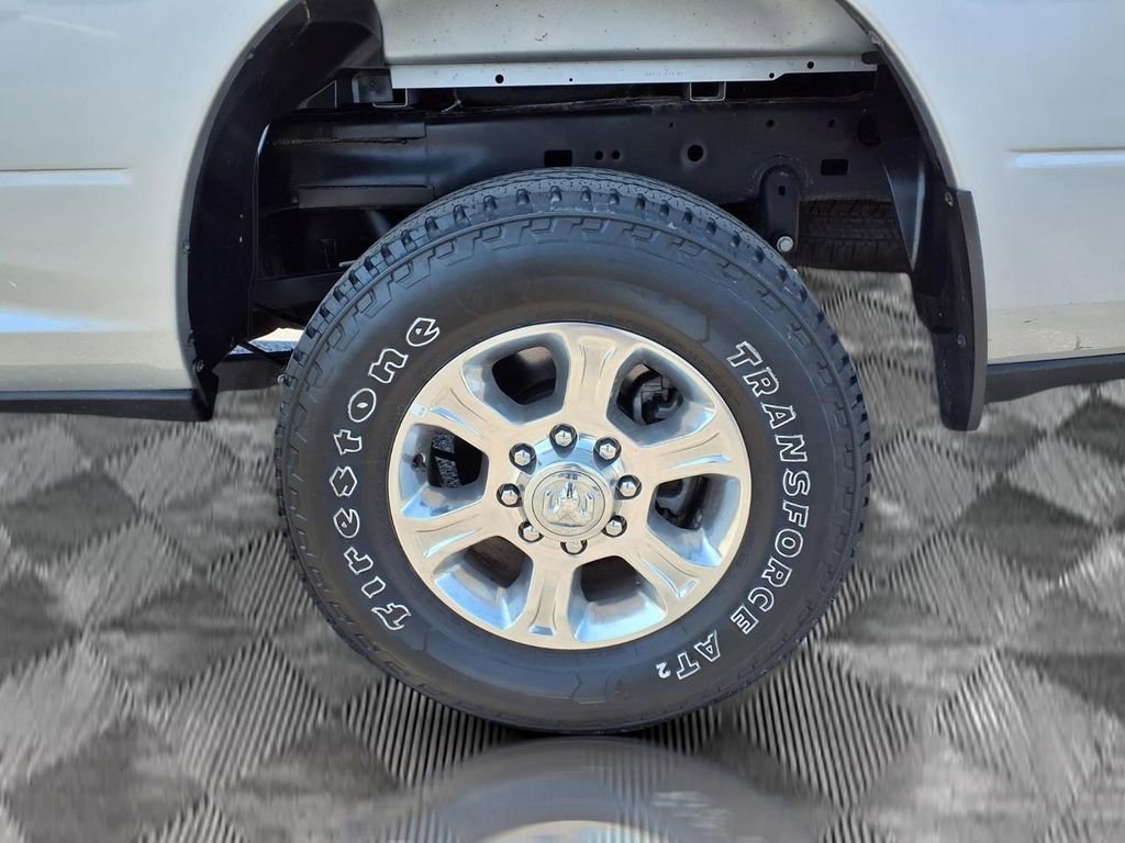 Used 2024 RAM 2500 Big Horn AWD/4WD image 22