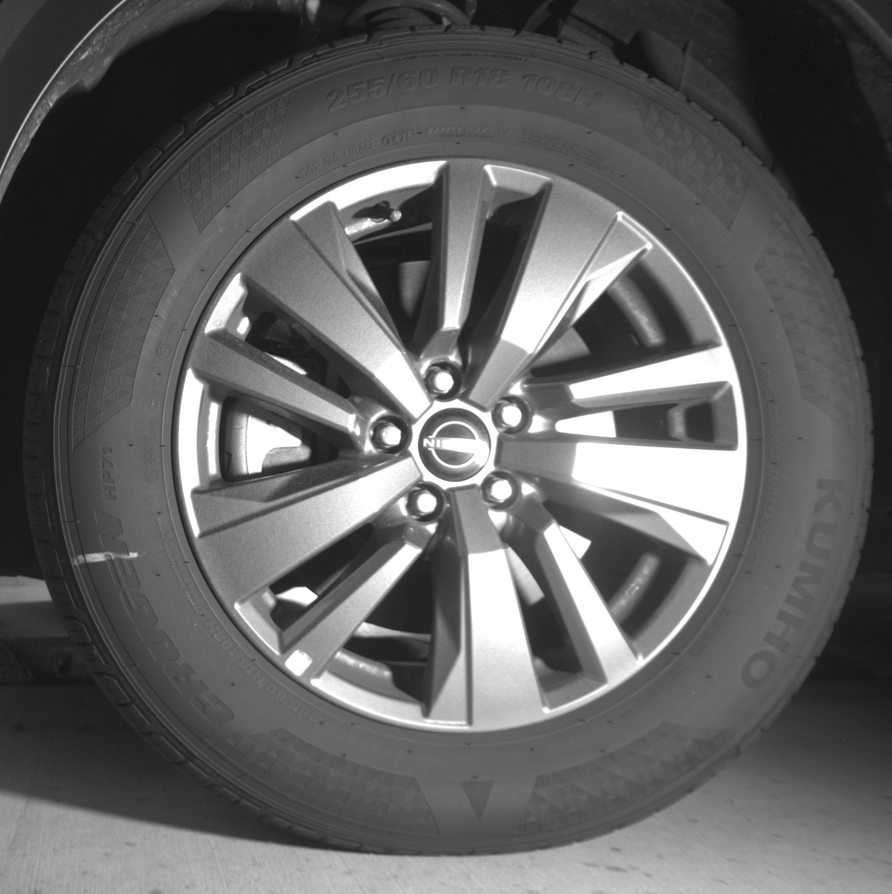 Used 2025 Nissan Pathfinder SV image 12