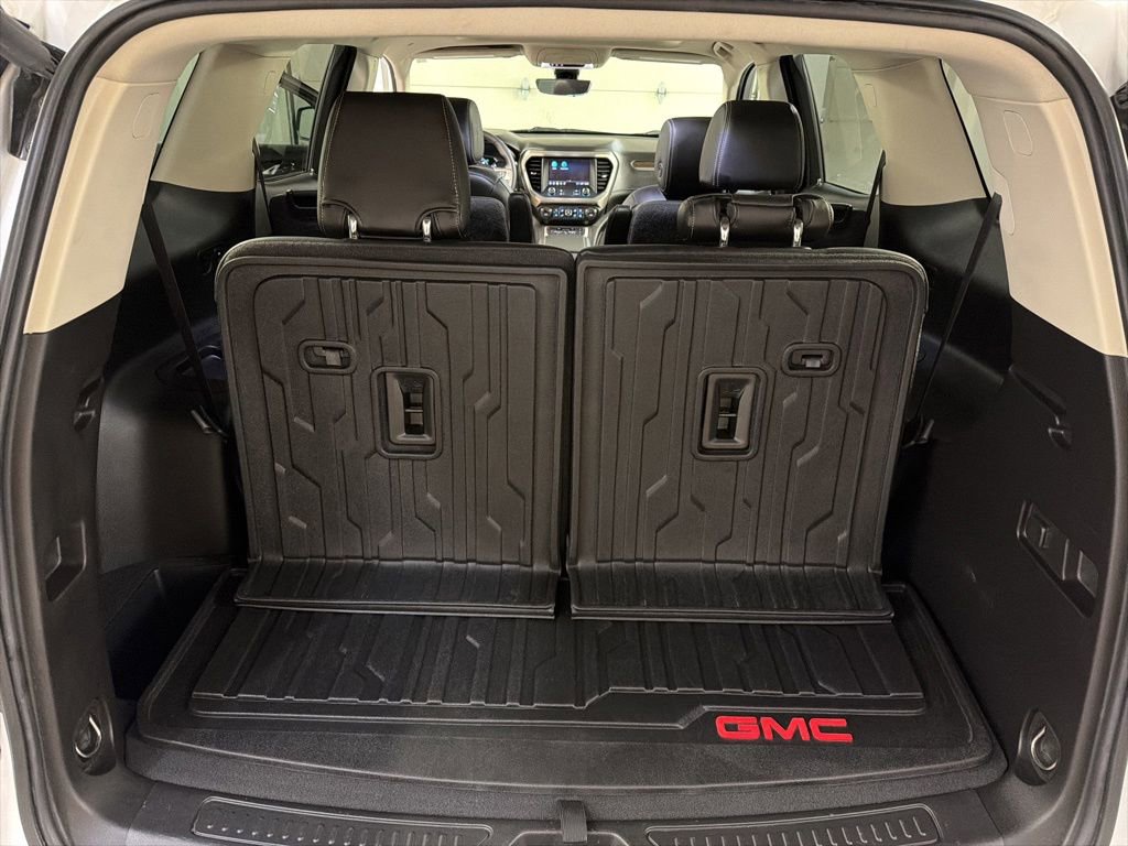 Used 2021 GMC Acadia Denali w/ Denali Ultimate Package AWD/4WD image 42