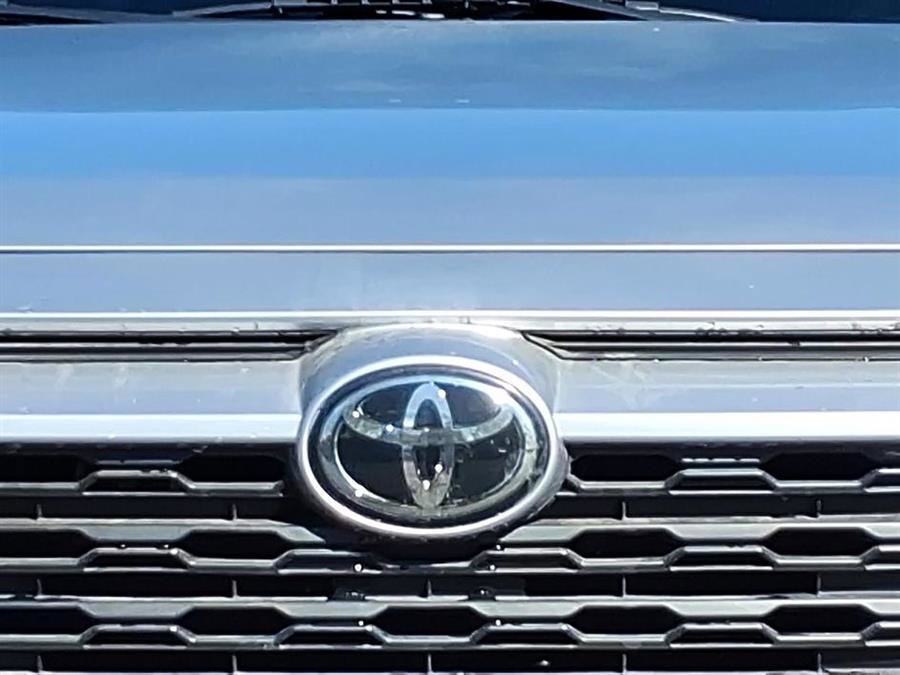 Used 2019 Toyota RAV4 XLE AWD/4WD image 15