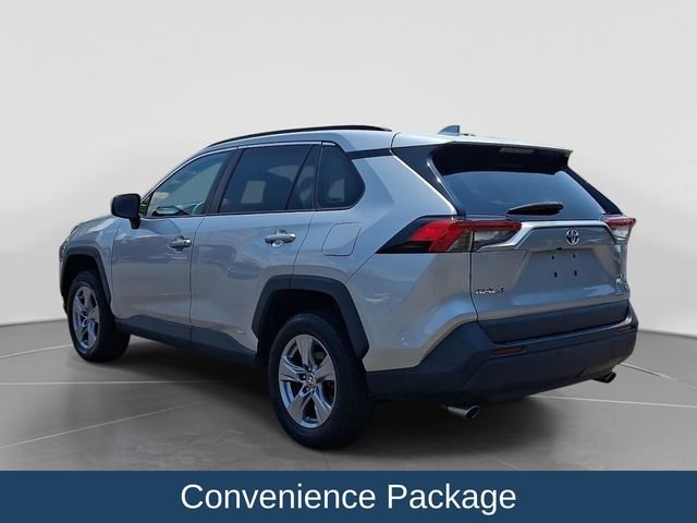 Used 2022 Toyota RAV4 XLE w/ Convenience Package AWD/4WD image 5