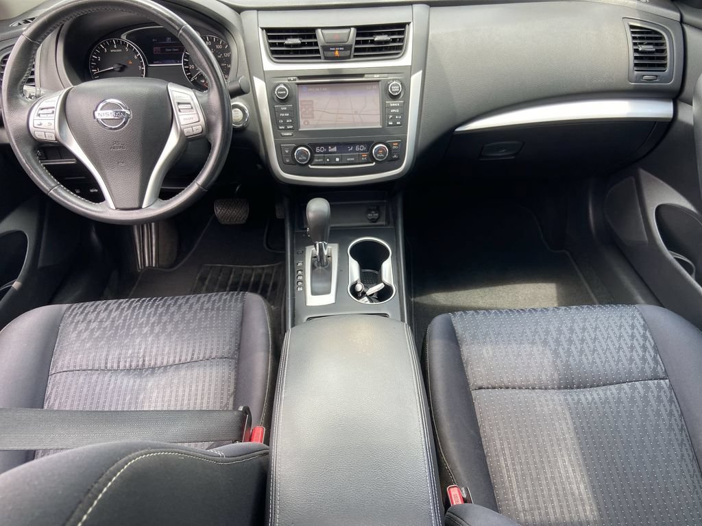 Used 2017 Nissan Altima 2.5 SV w/ Convenience Package FWD image 17