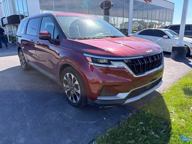 Certified 2024 Kia Carnival EX