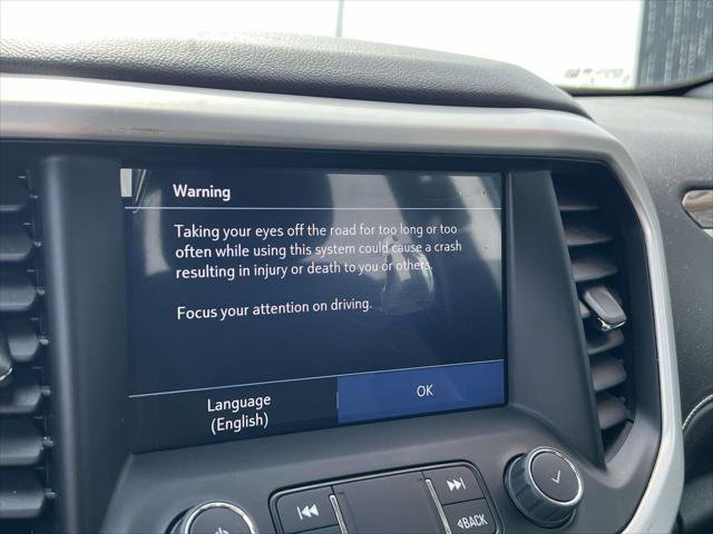 Used 2023 GMC Acadia SLE w/ Driver Convenience Package image 28