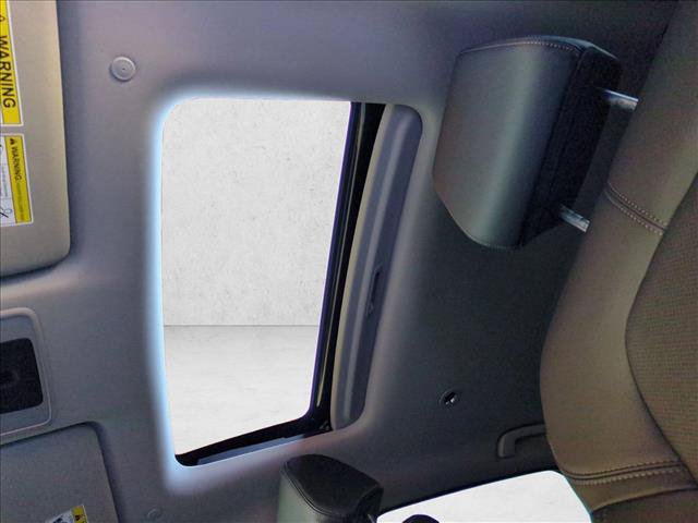 Used 2027 Honda HR-V EX-L image 15