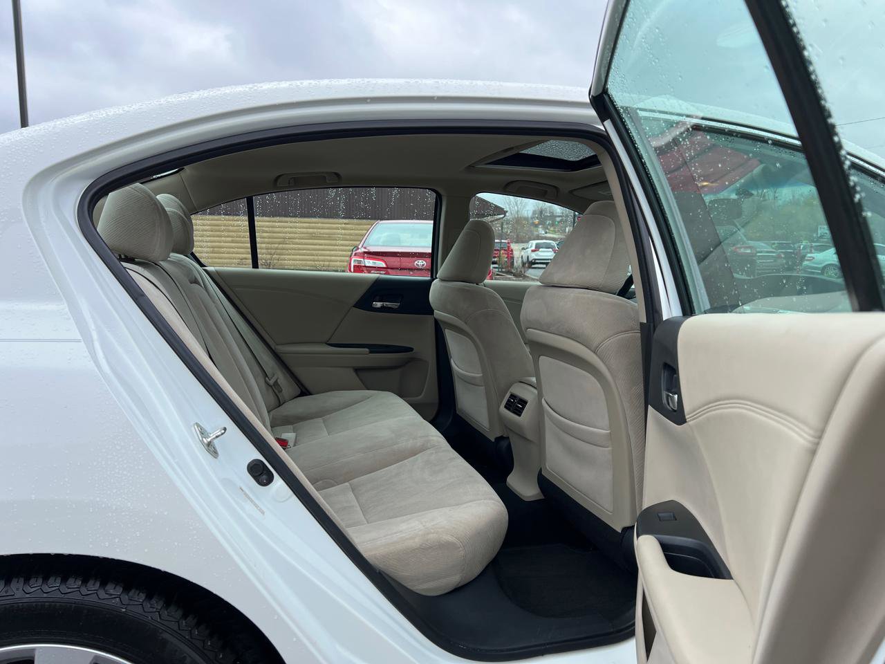 Used 2013 Honda Accord EX image 34