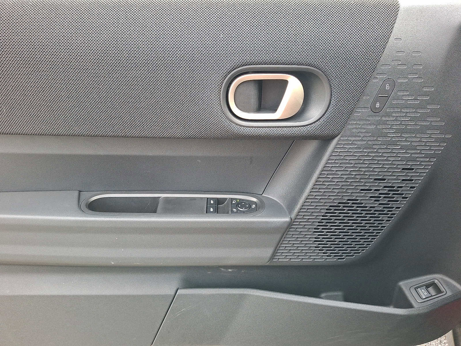 Used 2025 MINI Cooper S image 12