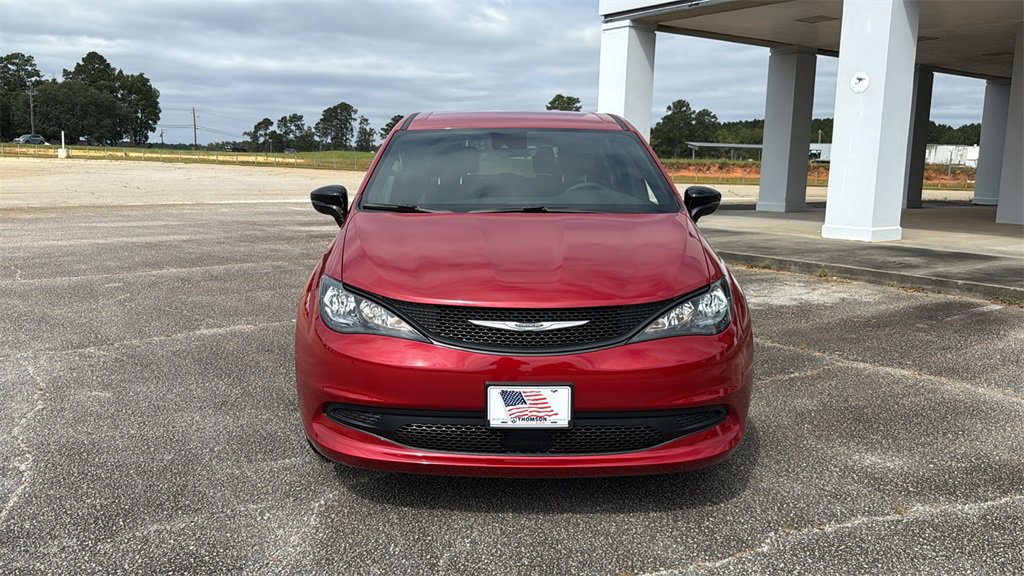 New 2026 Chrysler Voyager LX image 3