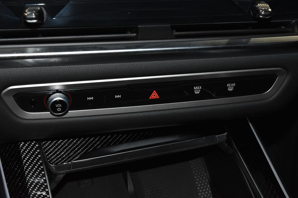 Certified 2025 BMW X5 M60i AWD/4WD image 13