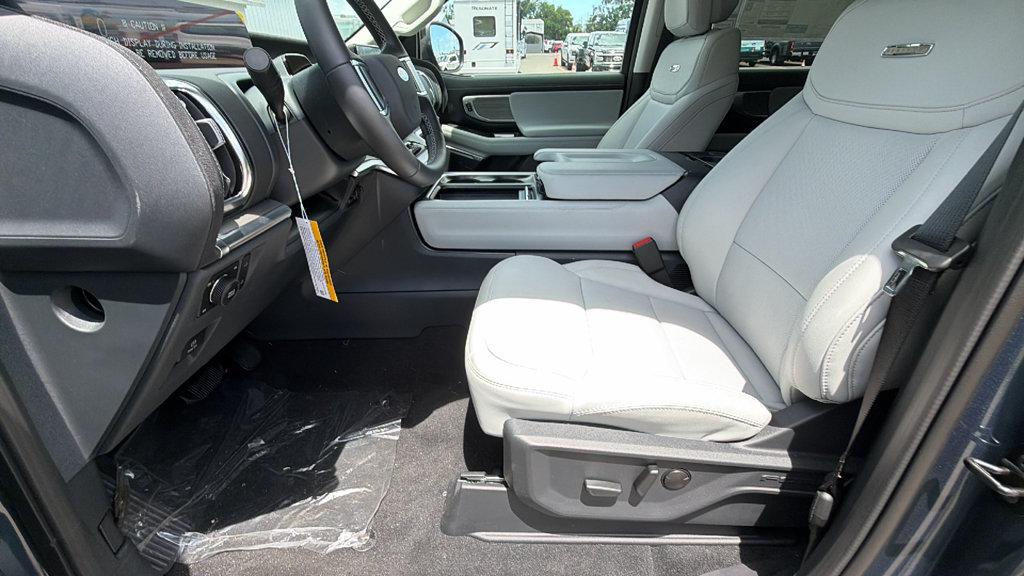 New 2027 Ford Expedition Max Platinum w/ Driver's Package AWD/4WD image 23