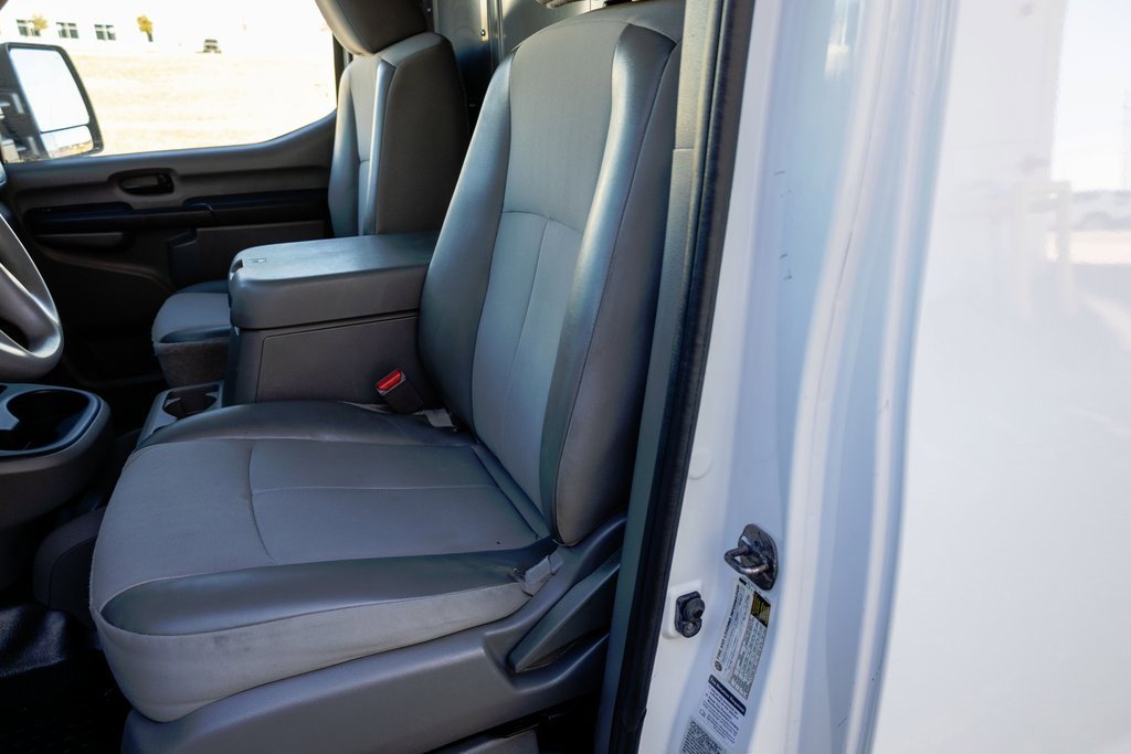Used 2019 Nissan NV 2500 SV w/ Navigation Package image 10