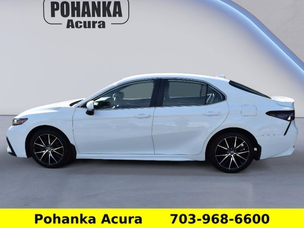 Used 2024 Toyota Camry SE FWD image 4