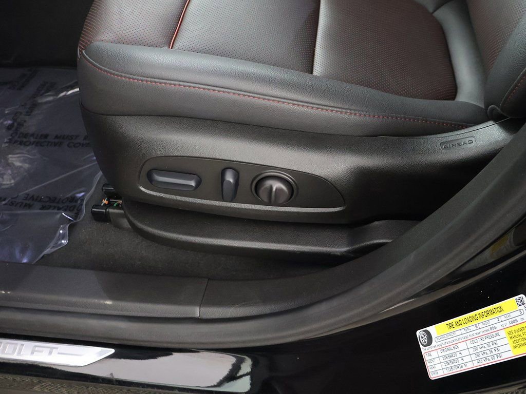 Used 2025 Chevrolet Blazer RS image 32