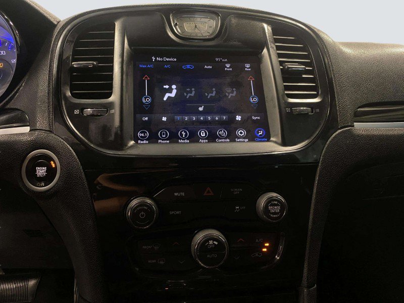 Used 2019 Chrysler 300 S RWD image 31
