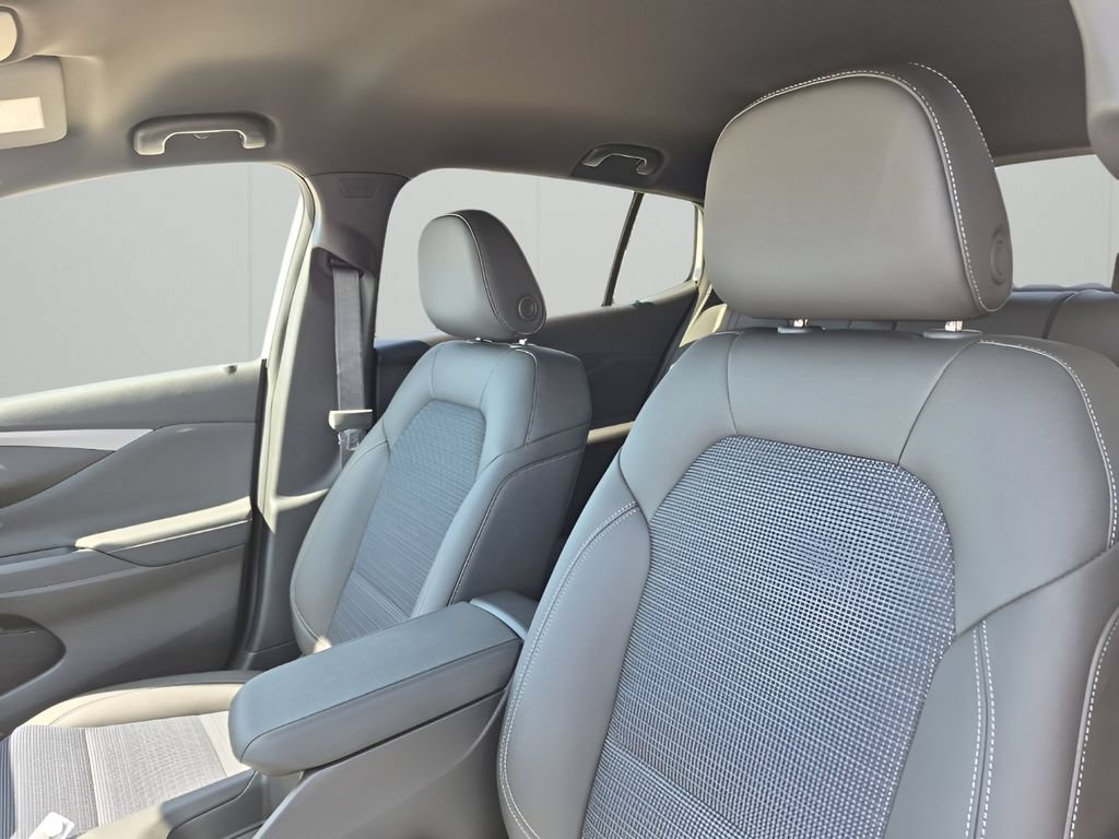 New 2026 Buick Envista Sport Touring w/ Convenience I Package FWD image 34