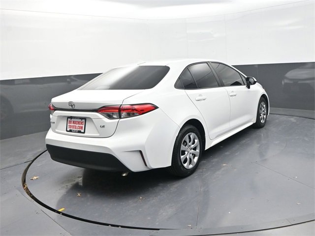 Used 2023 Toyota Corolla LE image 8