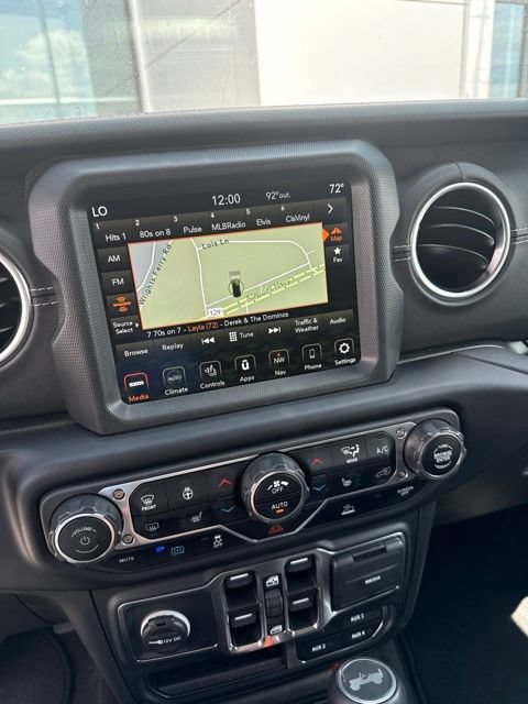 Used 2023 Jeep Wrangler Unlimited Sahara w/ Cold Weather Group AWD/4WD image 18