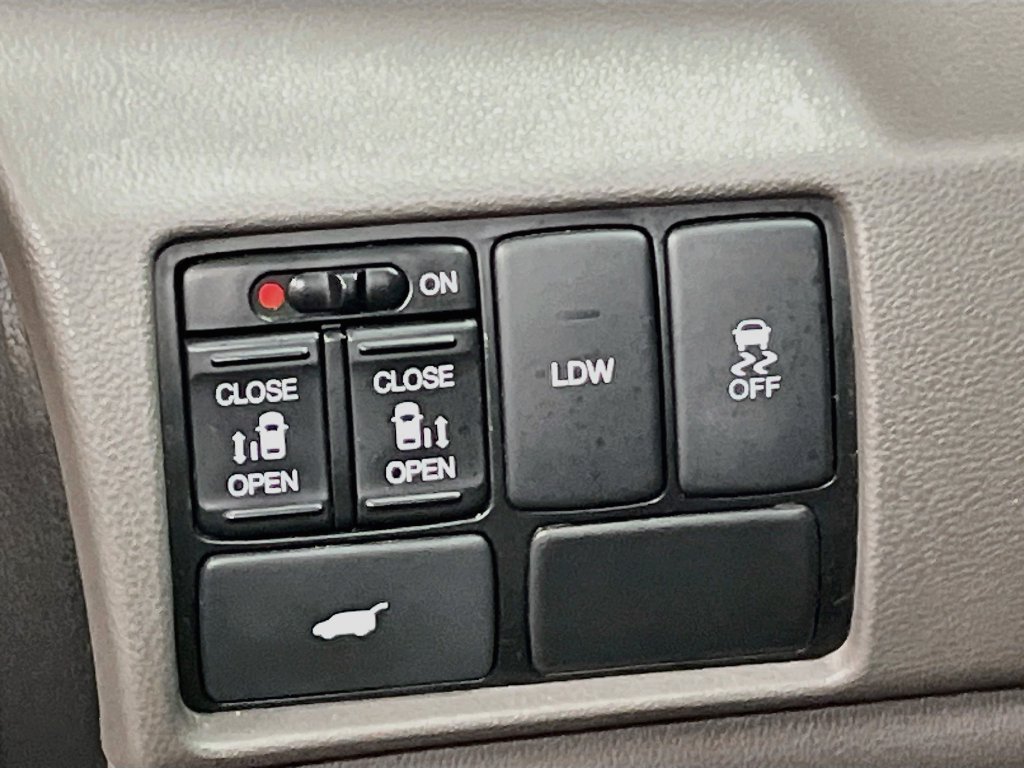 Used 2016 Honda Odyssey EX-L image 10