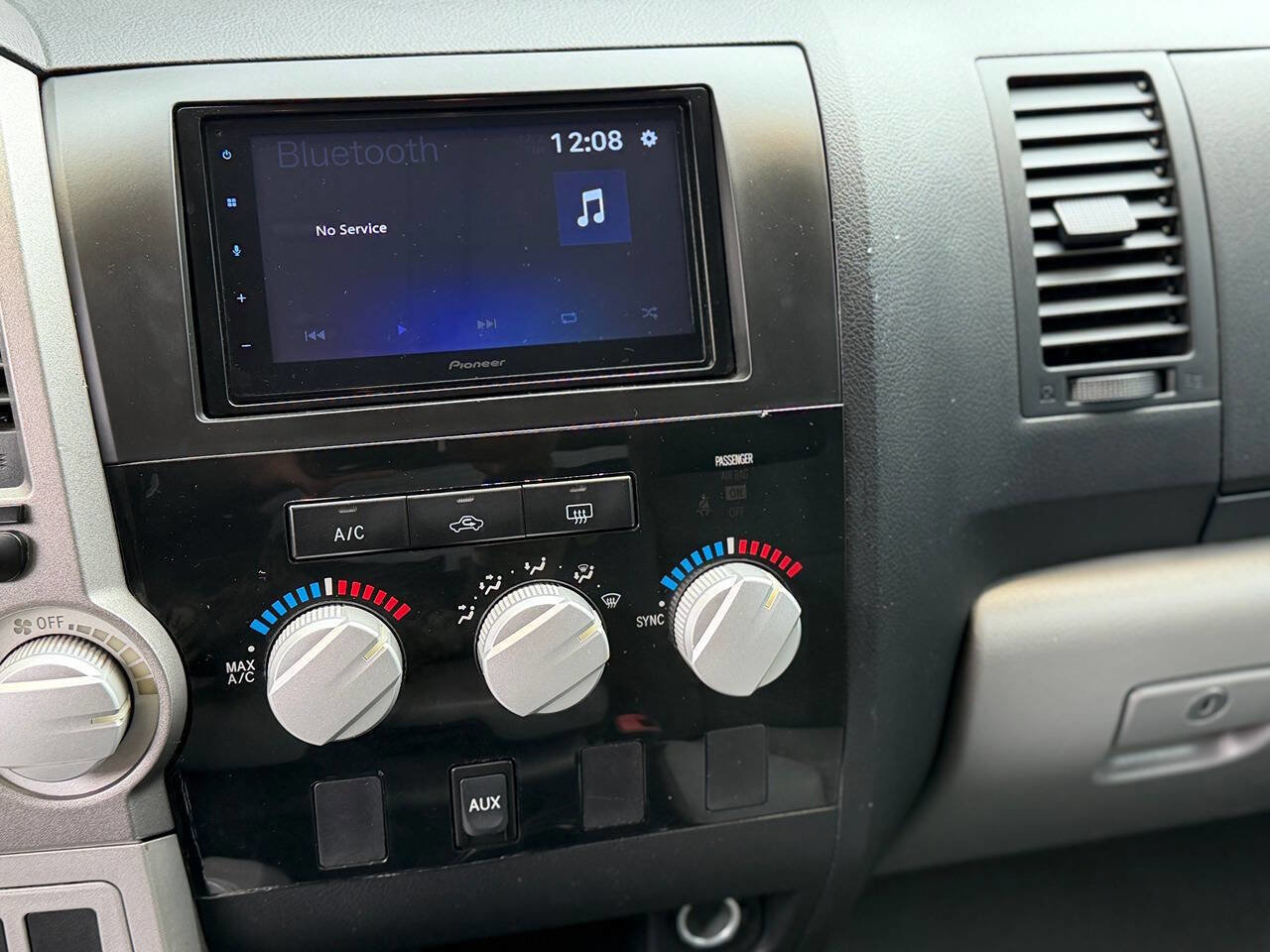 Used 2008 Toyota Tundra SR5 AWD/4WD image 23