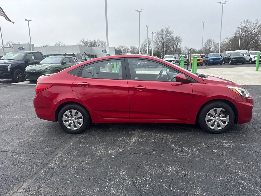 Used 2015 Hyundai Accent GLS image 5