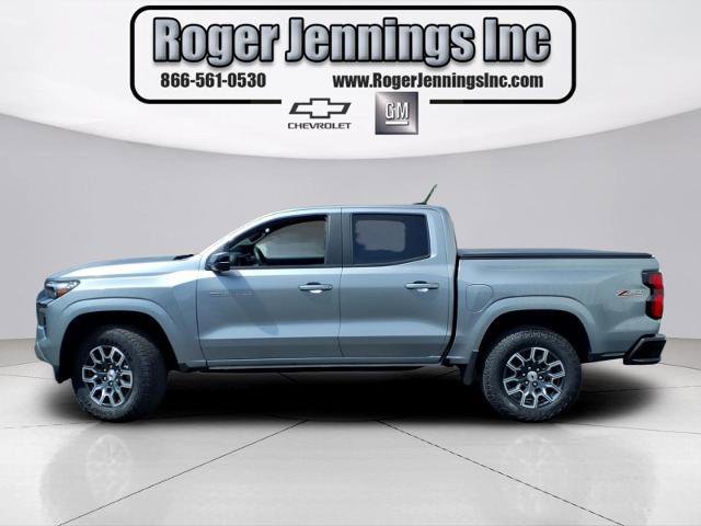 Used 2024 Chevrolet Colorado Z71 w/ Z71 Convenience Package 2 AWD/4WD image 2
