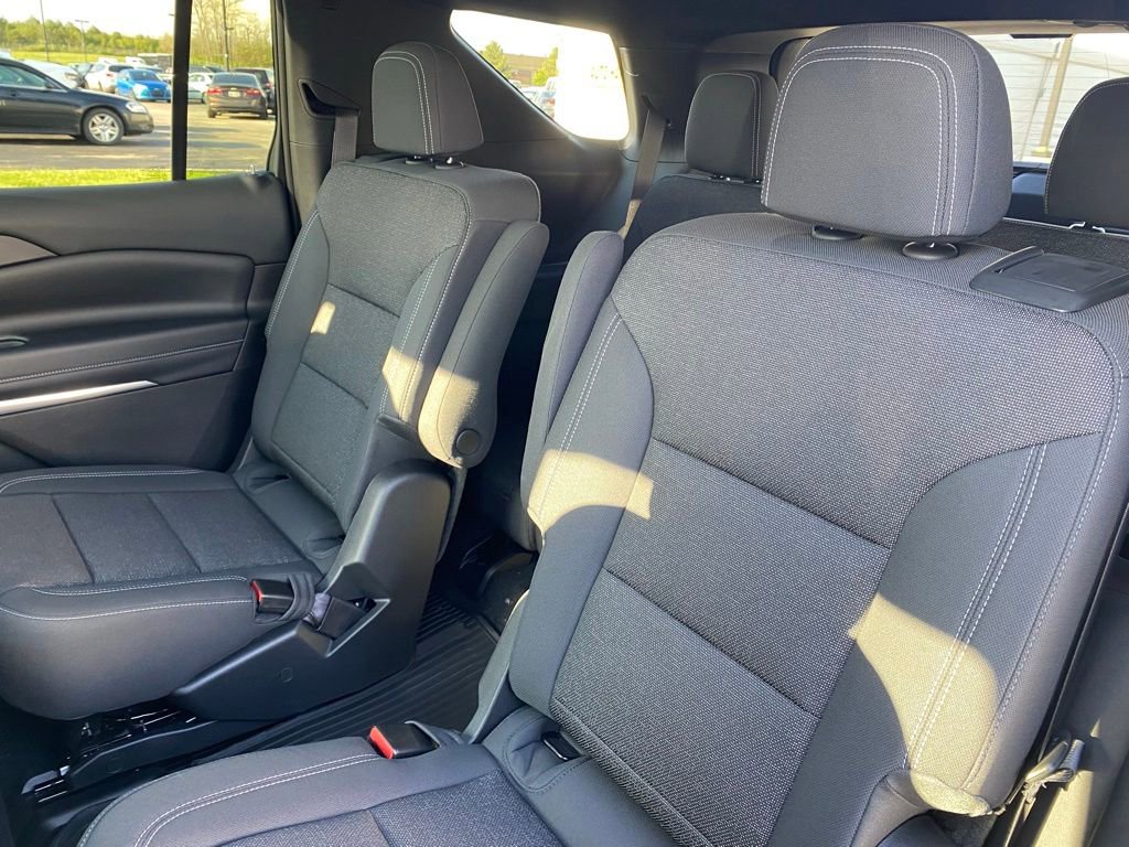 New 2026 Chevrolet Traverse LT w/ Midnight/Sport Edition AWD/4WD image 22