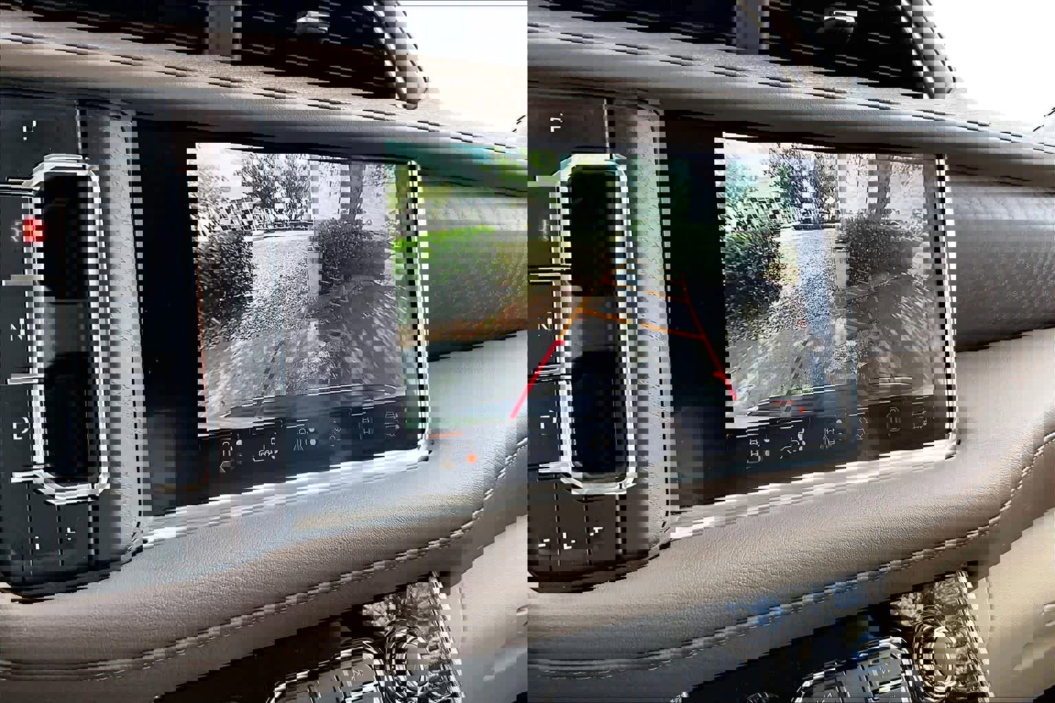 Used 2024 GMC Yukon Denali w/ Advanced Technology Package image 25