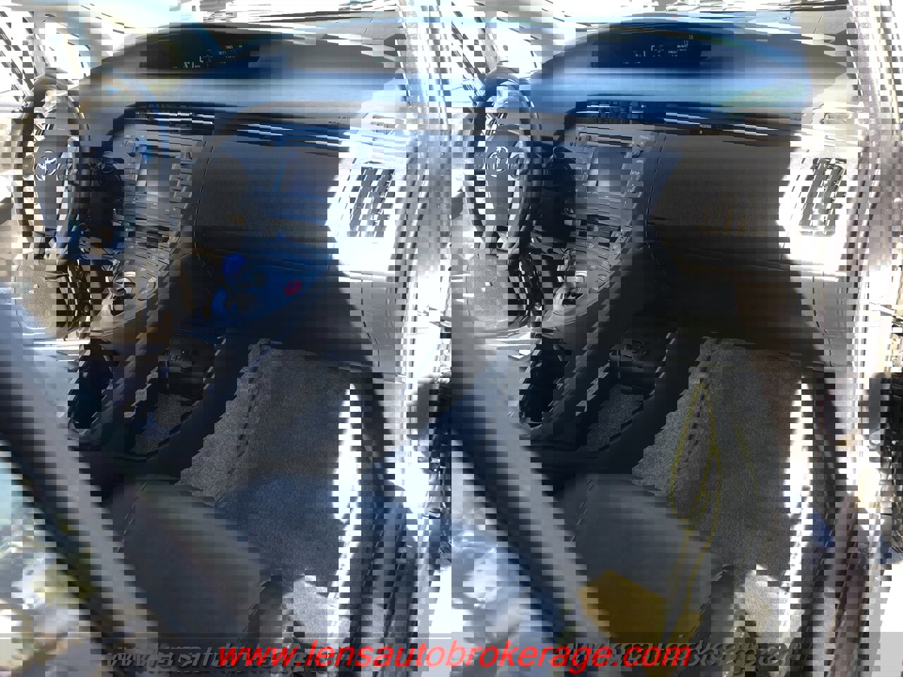 Used 2013 Toyota Prius Four image 21