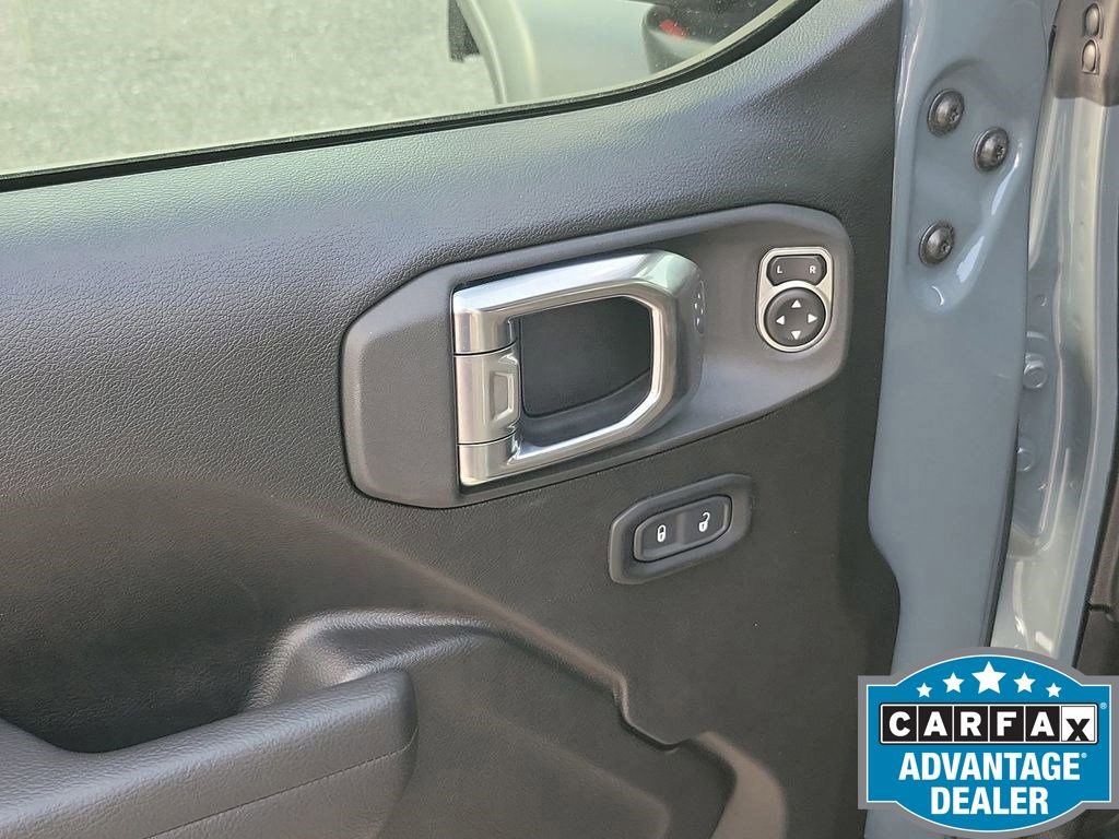 Used 2025 Jeep Wrangler Unlimited Rubicon w/ Steel Bumper Group image 48