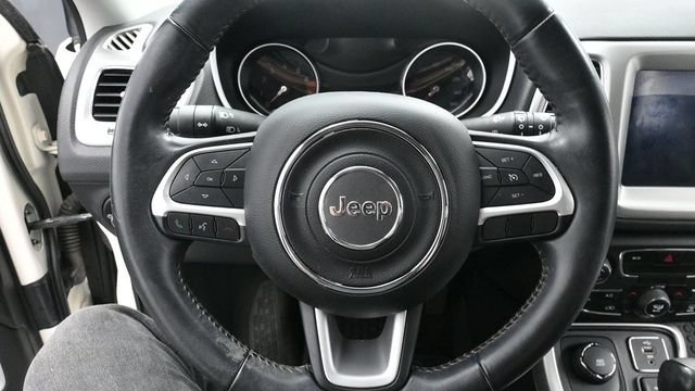 Used 2018 Jeep Compass Latitude w/ Popular Equipment Group AWD/4WD image 34