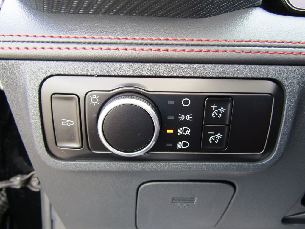 Used 2025 Ford Mustang GT Premium RWD image 28