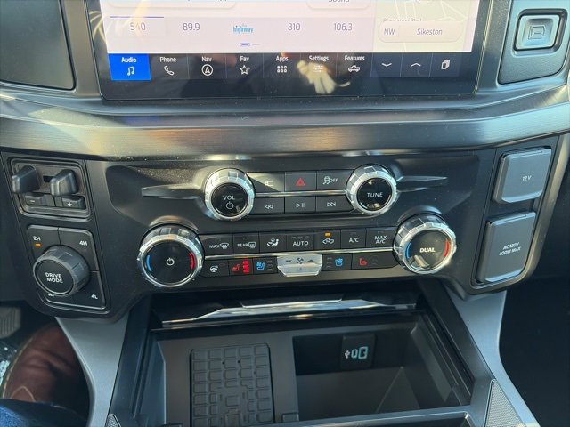 New 2026 Ford F250 Lariat w/ Chrome Package image 23