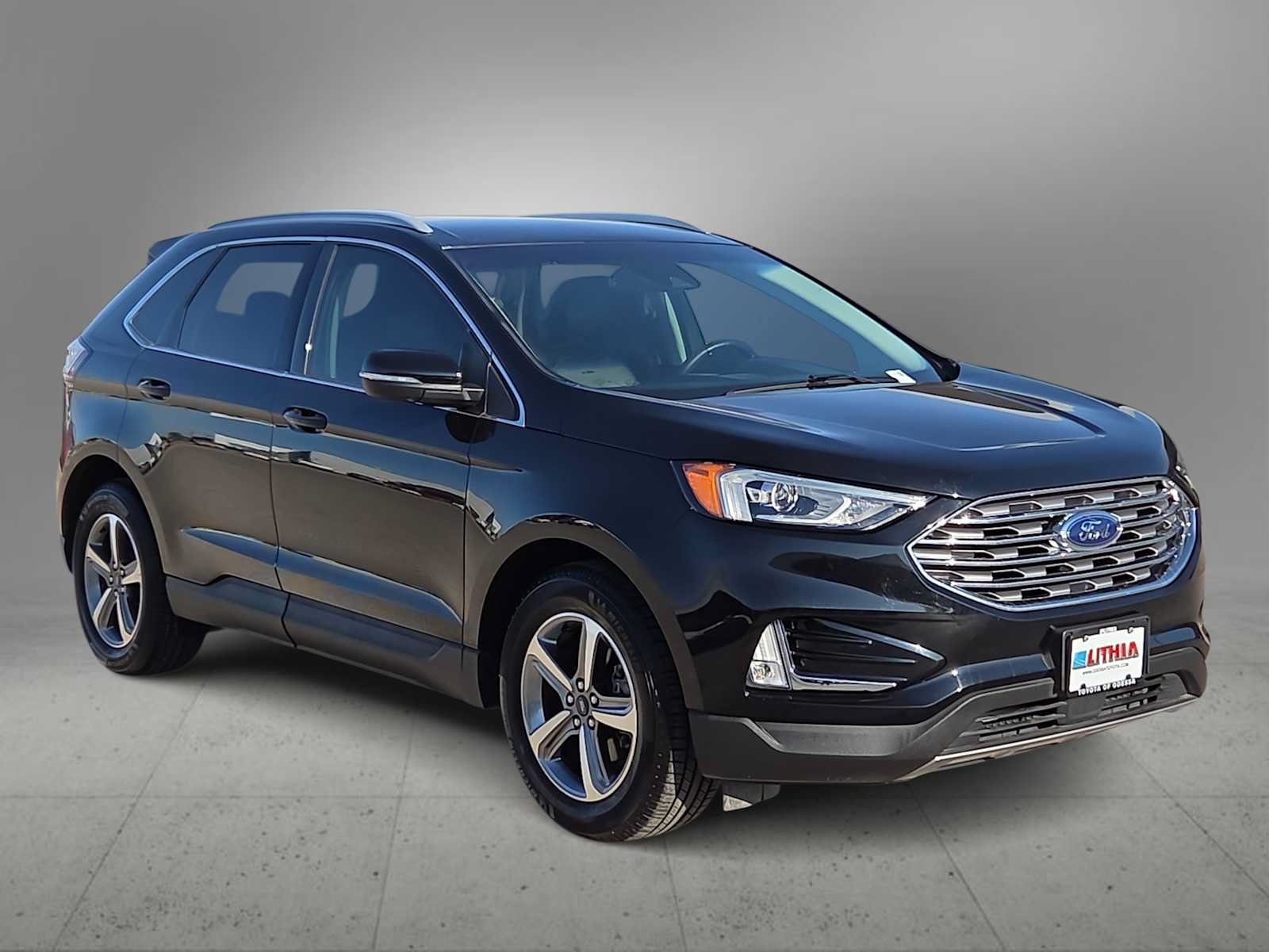 Used 2020 Ford Edge SEL w/ Convenience Package FWD image 2