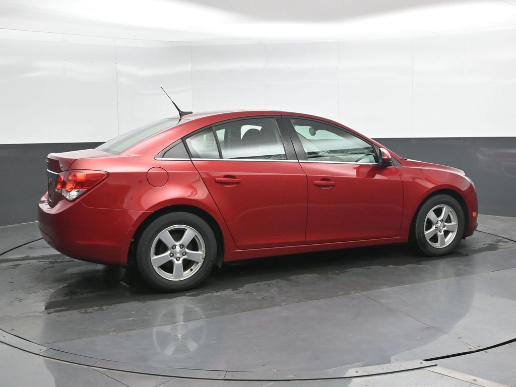 Used 2014 Chevrolet Cruze LT w/ All-Star Edition FWD image 2