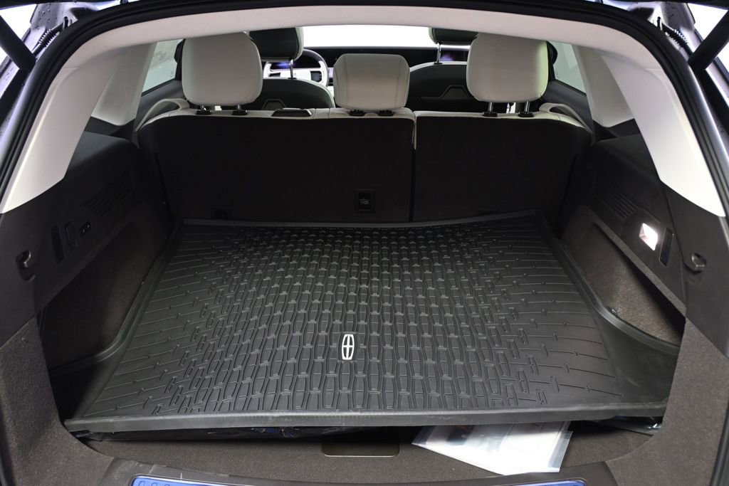 New 2026 Lincoln Nautilus Black Label w/ Jet Appearance Package image 19