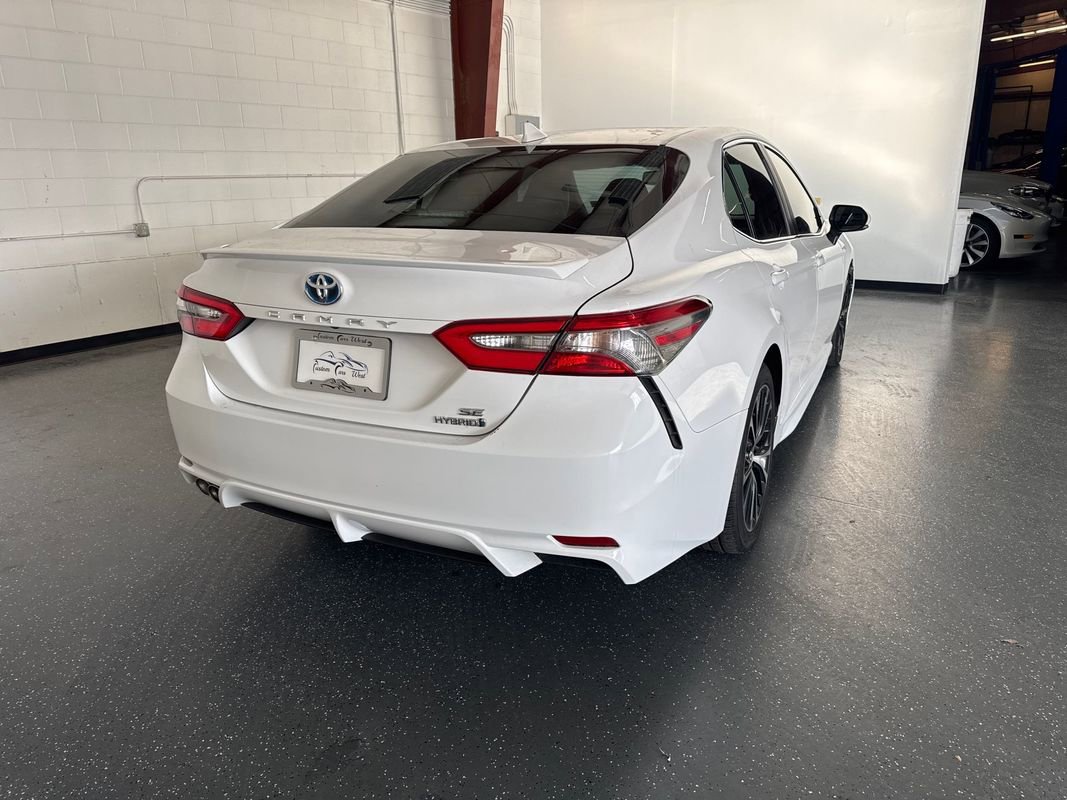 Used 2018 Toyota Camry SE w/ Audio Package image 4