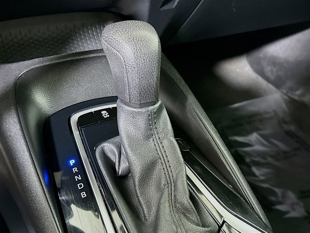 Certified 2021 Toyota Corolla LE FWD image 10