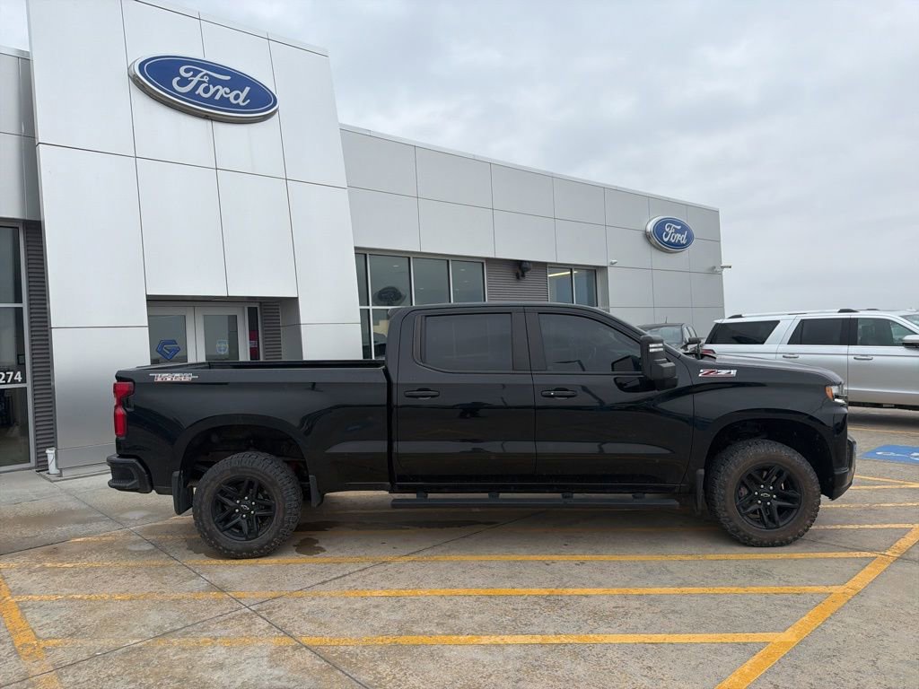 Used 2021 Chevrolet Silverado 1500 LT Trail Boss w/ Bed Protection Package image 9