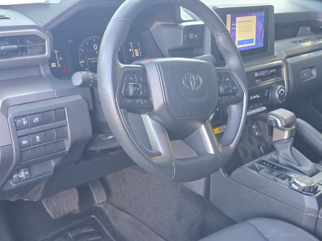 Used 2024 Toyota Tacoma SR5 AWD/4WD image 9