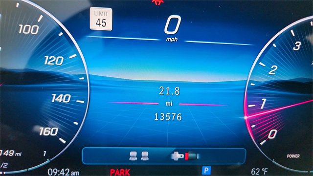 Used 2025 Mercedes-Benz CLE 300 4MATIC Cabriolet image 41