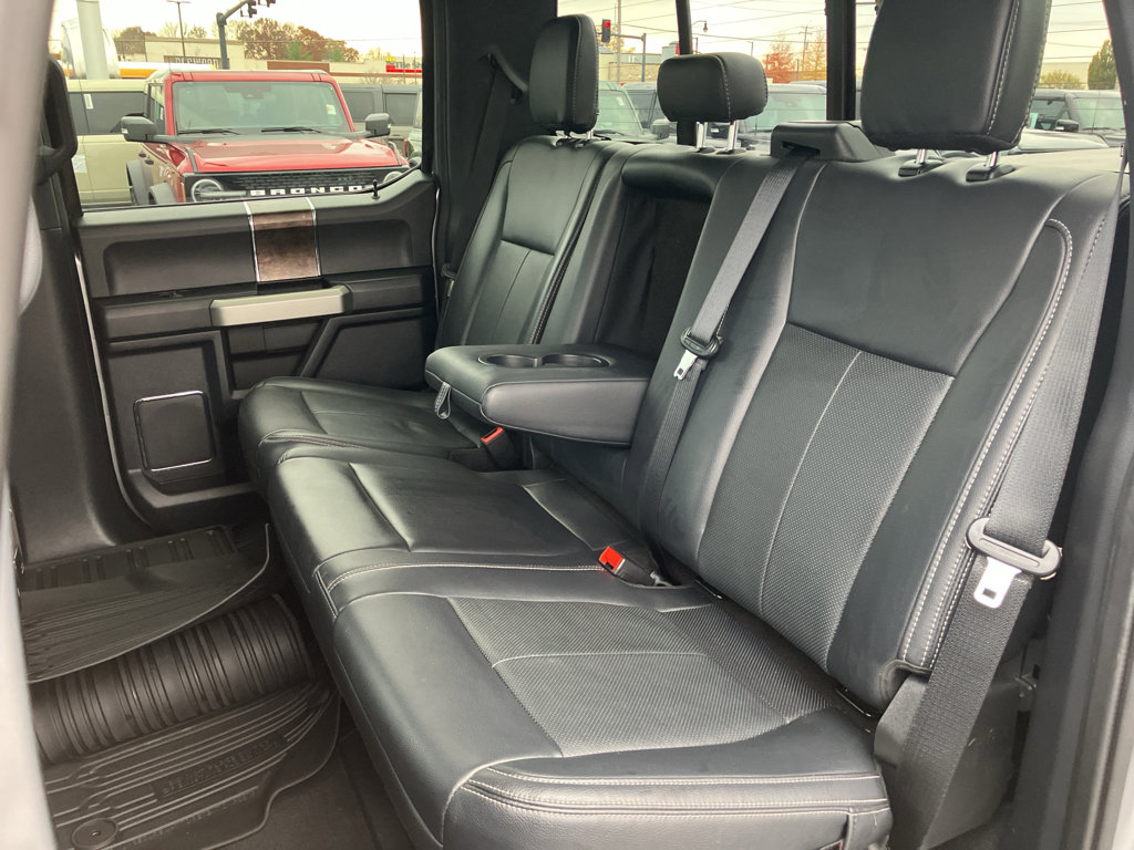 Used 2022 Ford F250 Lariat w/ Chrome Package image 31