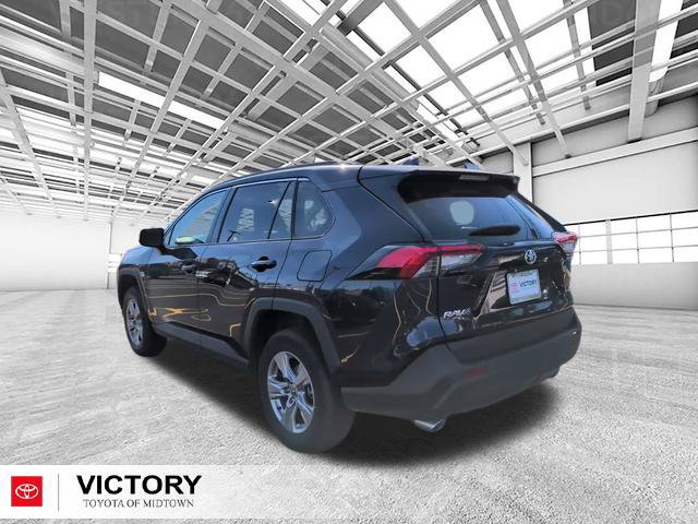 Certified 2025 Toyota RAV4 XLE FWD image 6