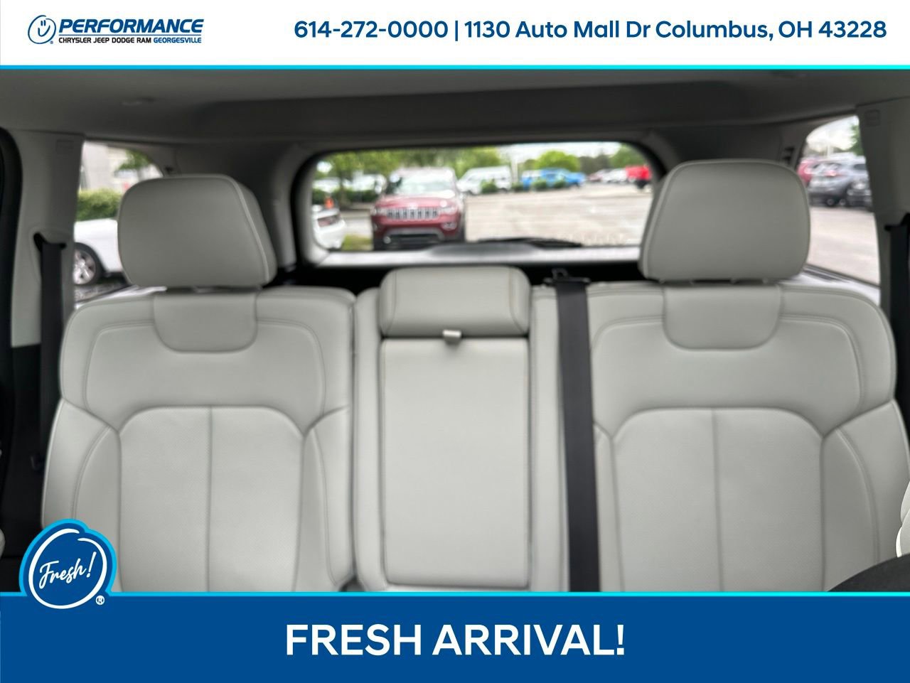 Used 2023 Jeep Grand Cherokee Overland w/ Luxury Tech Group IV AWD/4WD image 26