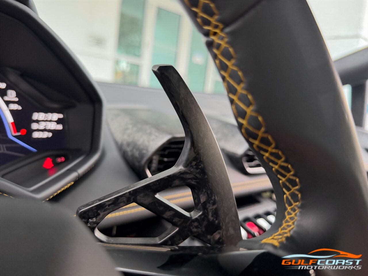 Used 2021 Lamborghini Huracan EVO RWD image 31