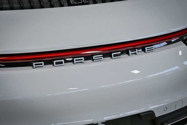 Used 2023 Porsche 911 Carrera image 16