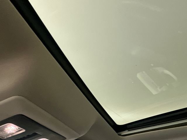 Used 2014 RAM 1500 Laramie image 31