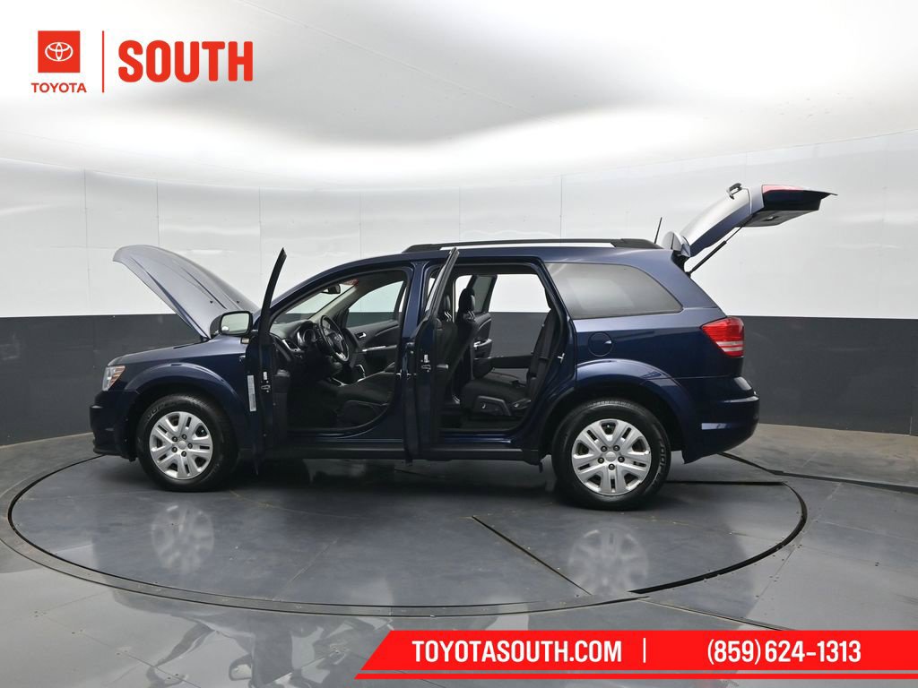 Used 2018 Dodge Journey SE w/ Connectivity Group FWD image 55