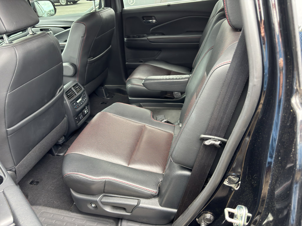 Used 2020 Honda Pilot Black Edition image 9